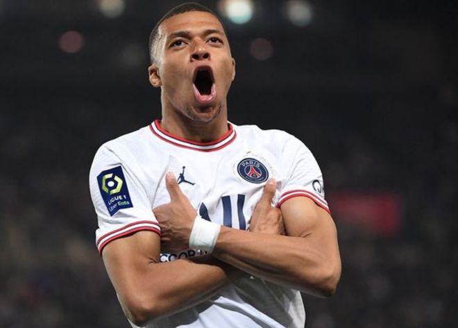 韩K前瞻：浦项铁人拿分可保亚冠资格，全北现代客场5战不败（韩职联前瞻：浦项铁人抢分即可锁定亚冠门票，全北现代客场近5战不败）