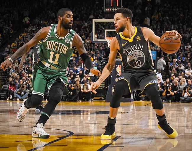 约基奇再送三双 掘金稳居前列（约基奇再拿三双，掘金继续高居前列）