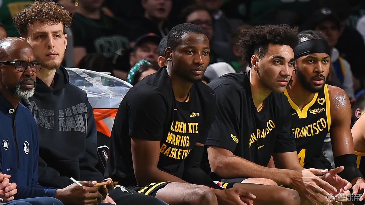 NBA常规赛焦点战精彩瞬间（NBA常规赛重磅对决高光时刻）