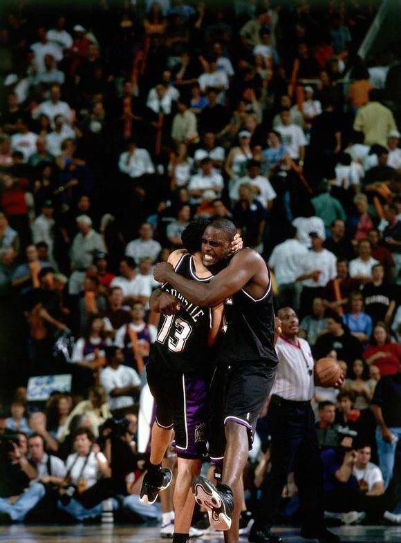 记者：国米签哈伊杜克18岁中卫布拉尼米尔的交易已完成80%（记者：国米引进哈伊杜克18岁中卫布拉尼米尔的交易进度已达80%）