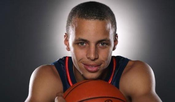 法官贾奇季后赛11安7得分，表现位列前八（贾奇季后赛斩获11支安打7次得分，综合表现跻身前八）