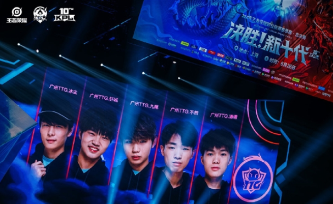 巴萨目前的 巴萨目前的